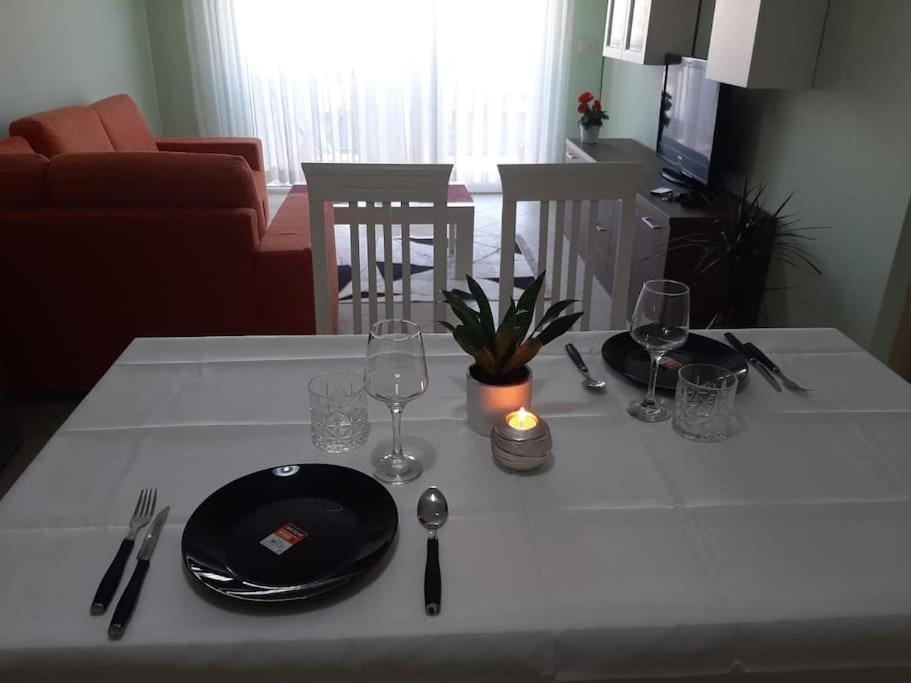 Gold Key Apartments, Durres Beach Екстер'єр фото