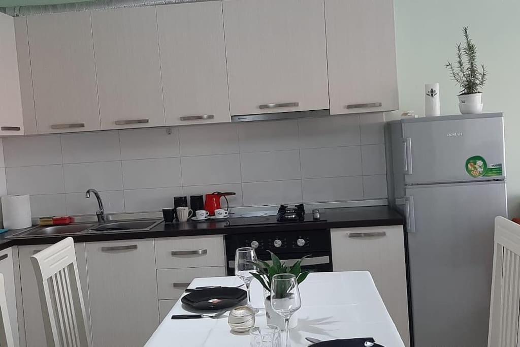 Gold Key Apartments, Durres Beach Екстер'єр фото