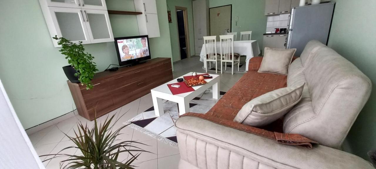 Gold Key Apartments, Durres Beach Екстер'єр фото